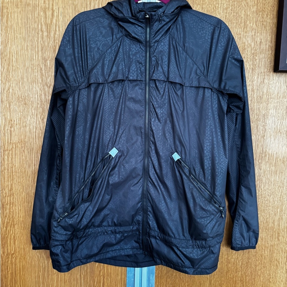 Lulu lightweight shell